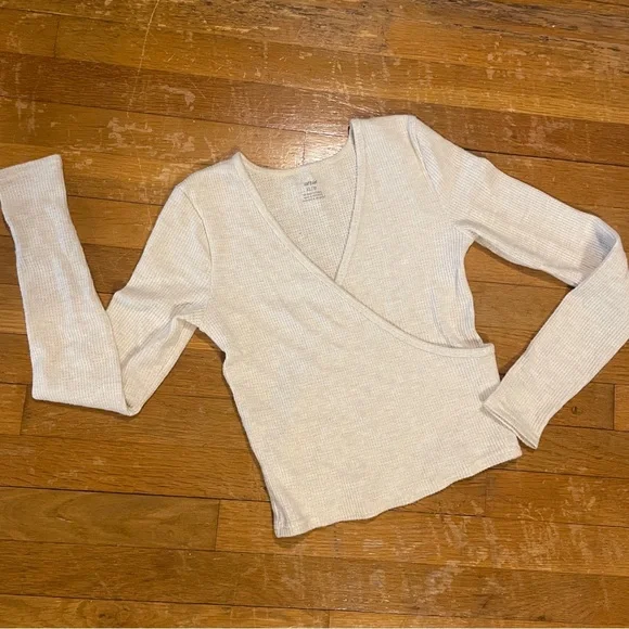 Aerie and AE bundle of 7 pieces - Picture 2 of 14